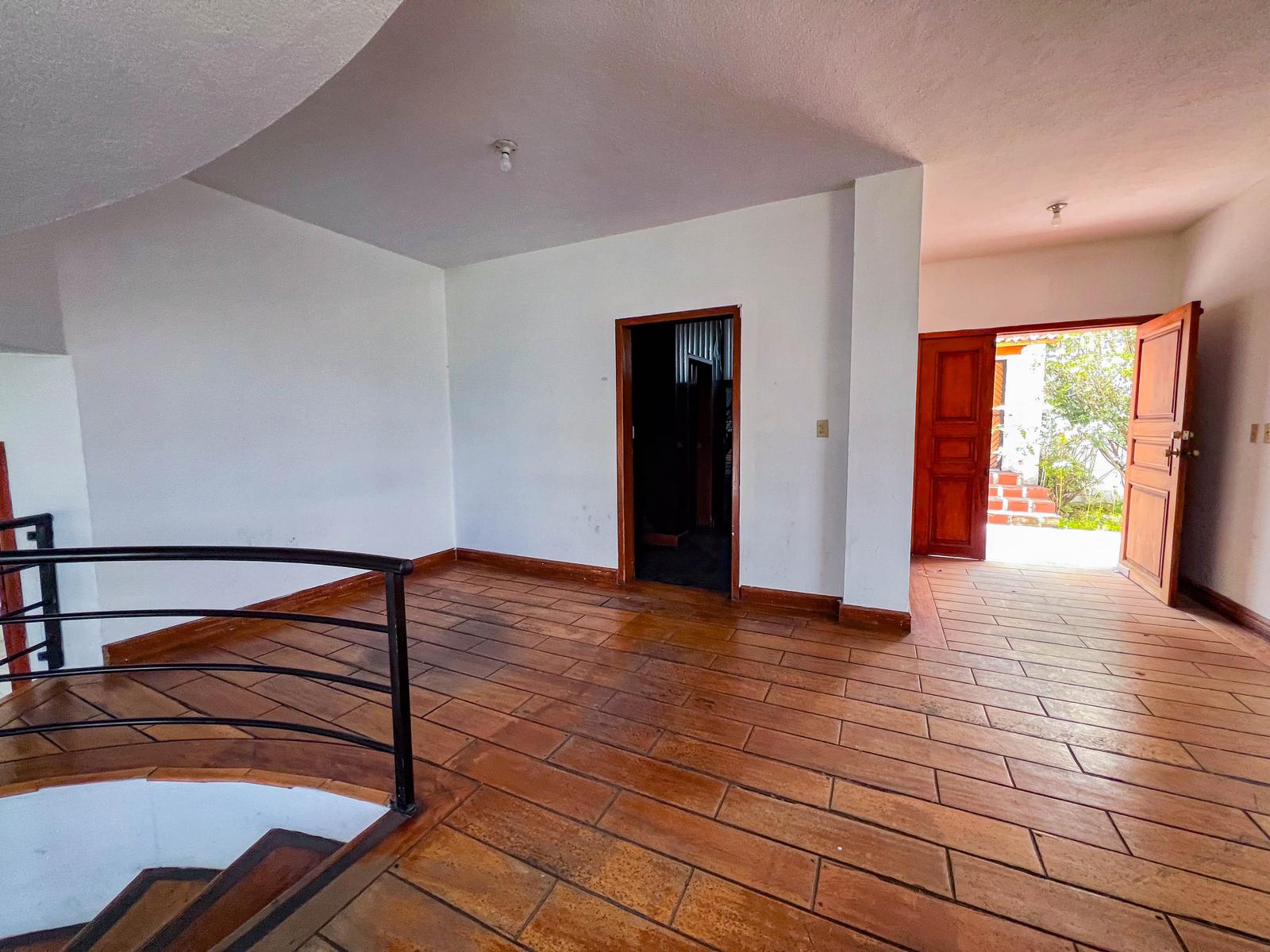 Casa en alquiler en Pichincha | Quito | El Batán, Eloy Alfaro y Portete, 1798 m²