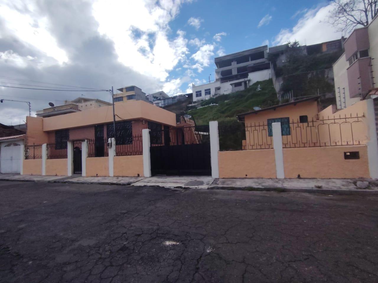 Casa en venta en Pichincha | Quito | Monjas, Loma de Puengasi, Monjas, Obrero Independiente, Napo, Av. Simon Bolivar, Florestal, Balcon del Valle, Eden del Valle, Av. General Rumiñahui, 113 m²