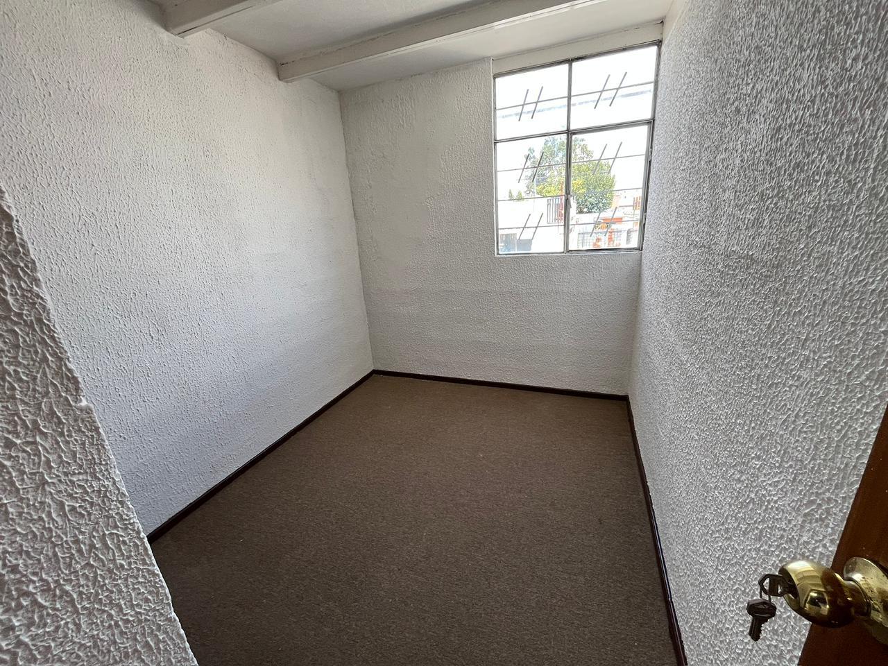 House with Opportunity Price for Sale in Calderón 5