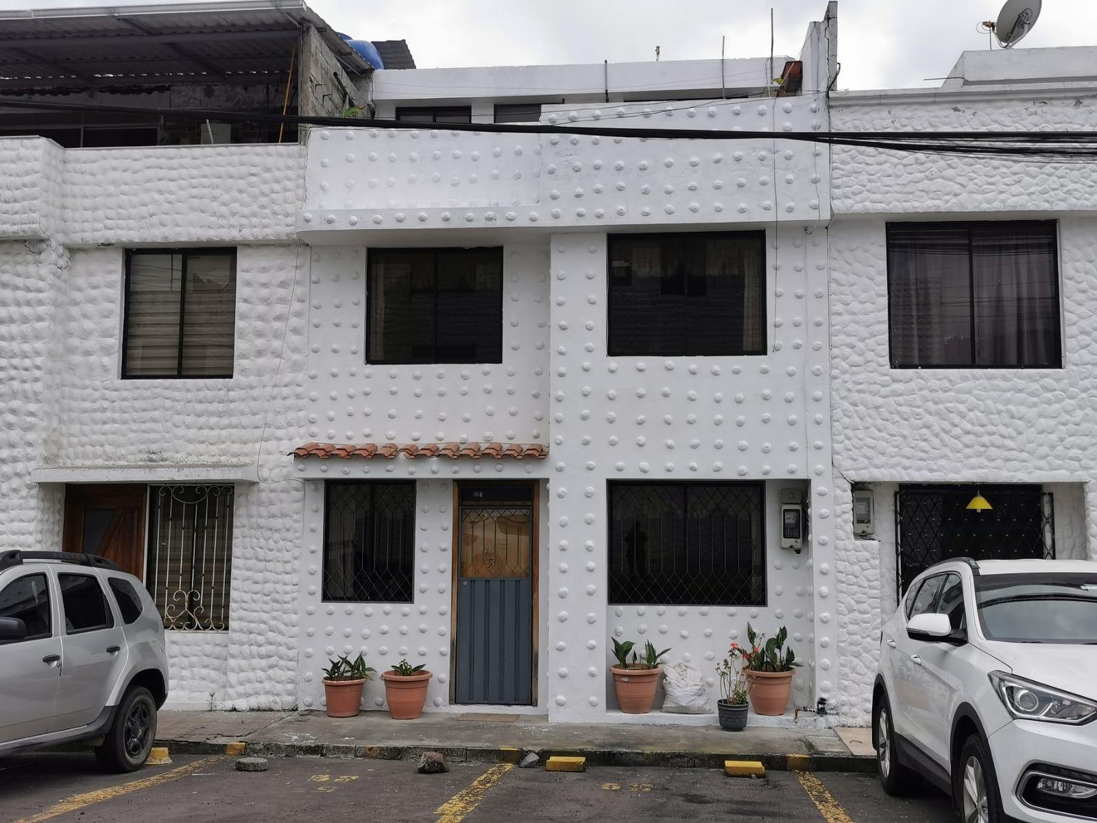 Casa en venta en Pichincha | Quito | La Armenia, Casa en Venta Valle de Los Chillos La Armenia Pueblo Blanco, 89 m²