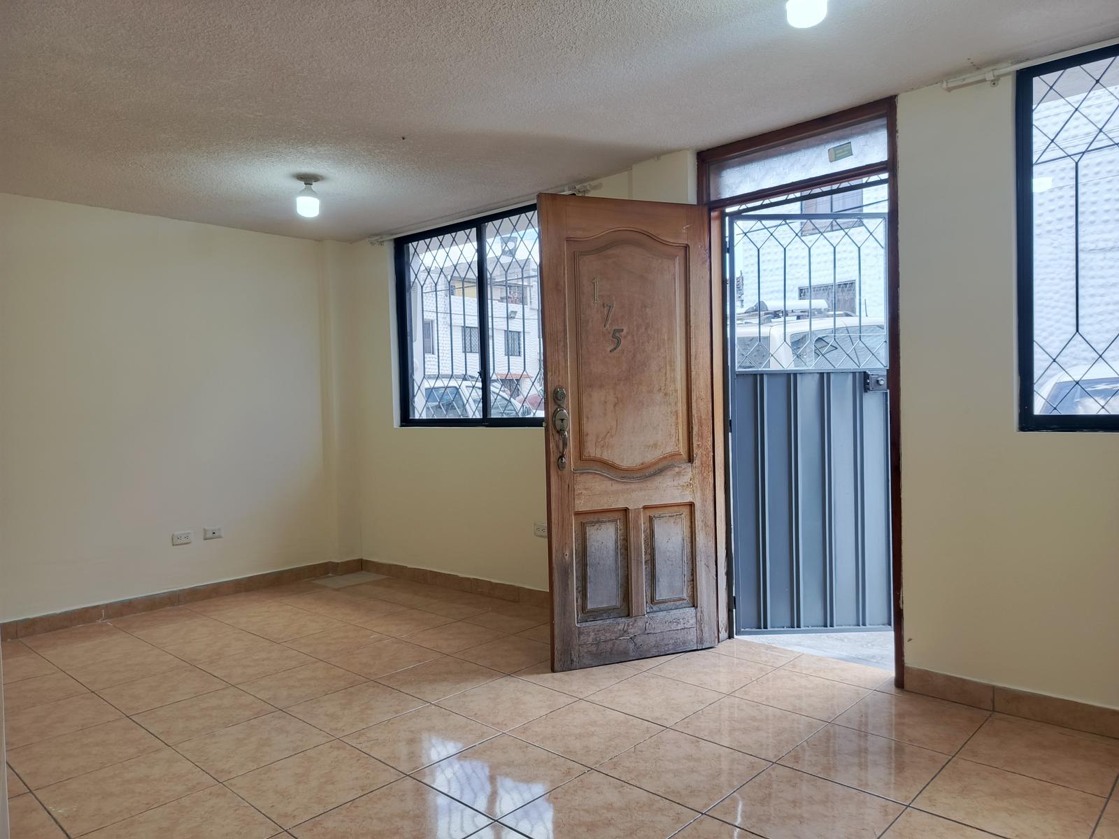 House for Sale Valle de los Chillos Parque de la Armenia Private Community 4