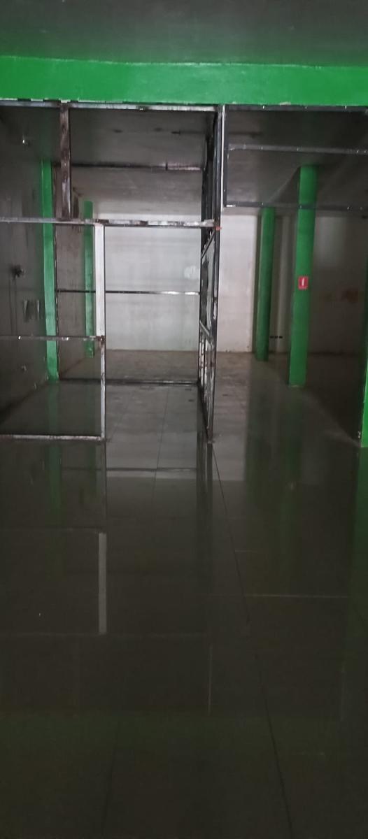 Local en alquiler en Manabí | Portoviejo | Centro de Portoviejo, SE ALQUILA LOCAL COMERCIAL CENTRO DE PORTOVIEJO, 300 m²