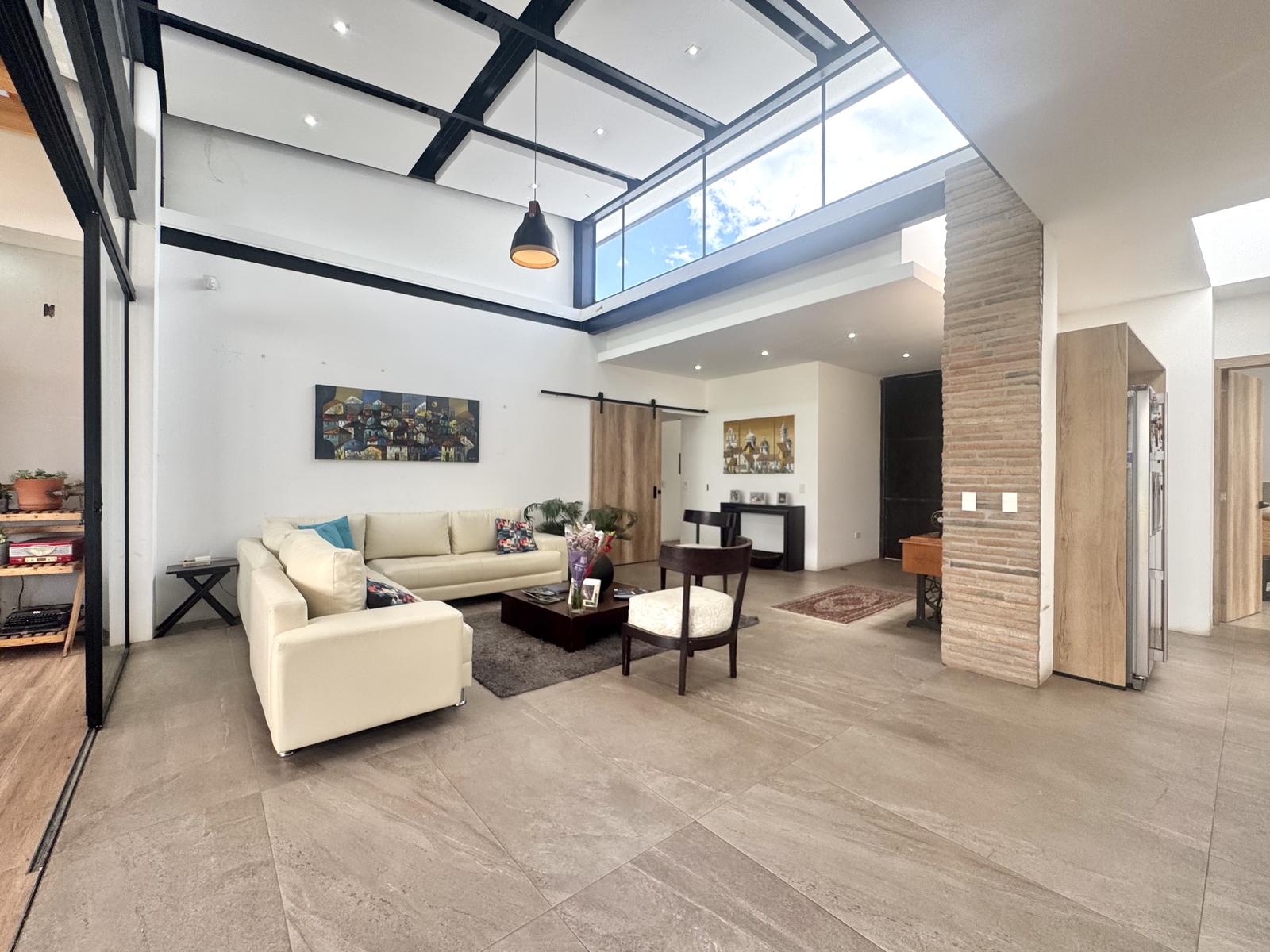 Casa en alquiler en Pichincha | Quito | Cumbayá, Urb. Juan Montalvo, Cumbayá, 500 m²