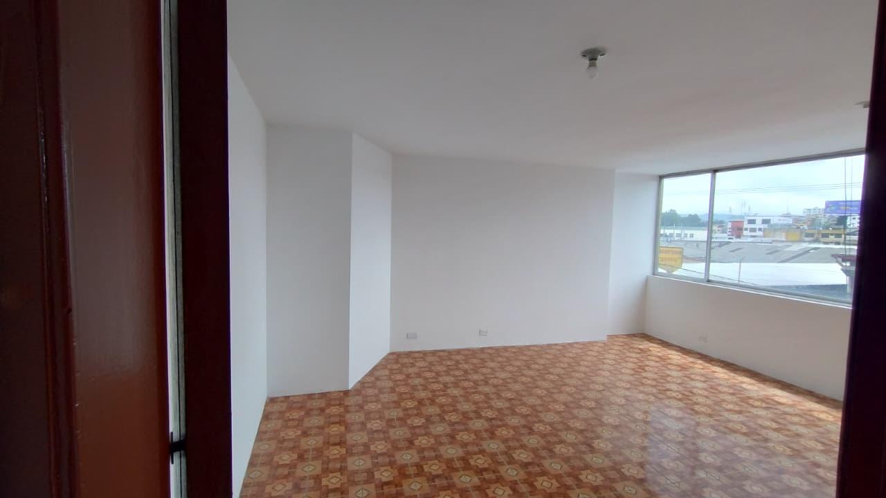Departamento en venta en Pichincha | Quito | Comité del Pueblo, Comité Del Pueblo Juan Molineros frente al Dinapen