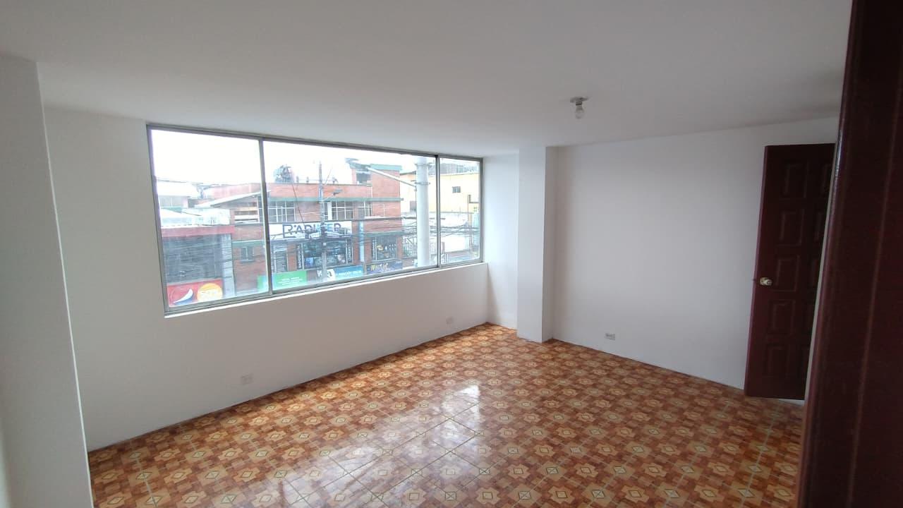 Departamento en venta en Pichincha | Quito | Comité del Pueblo, Comité Del Pueblo Juan Molineros frente al Dinapen