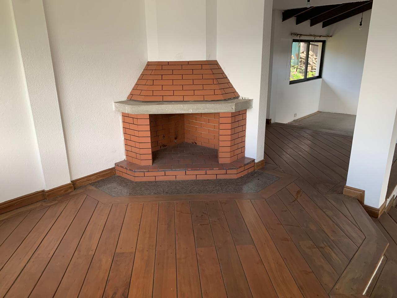 Casa en alquiler en Pichincha | Quito | Los Chillos, CASA COMERCIAL EN RENTA , Sector La Armenia, 450 m²