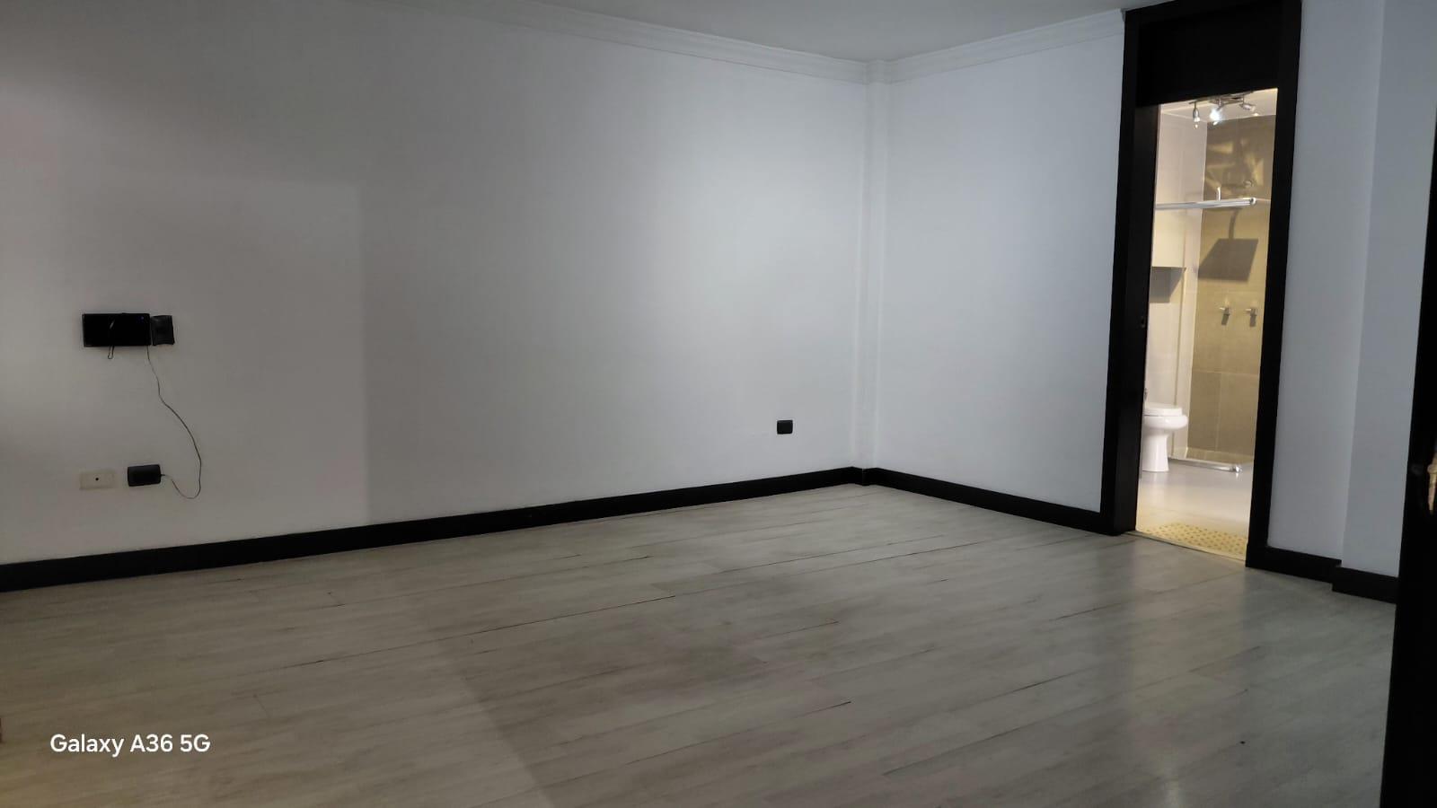 Casa en venta en Pichincha | Quito | Ponceano, N71D VINCENTN71D VINCENT VAN GOGH OE4-41 VAN GOGH OE4-41 al 400, 688 m²