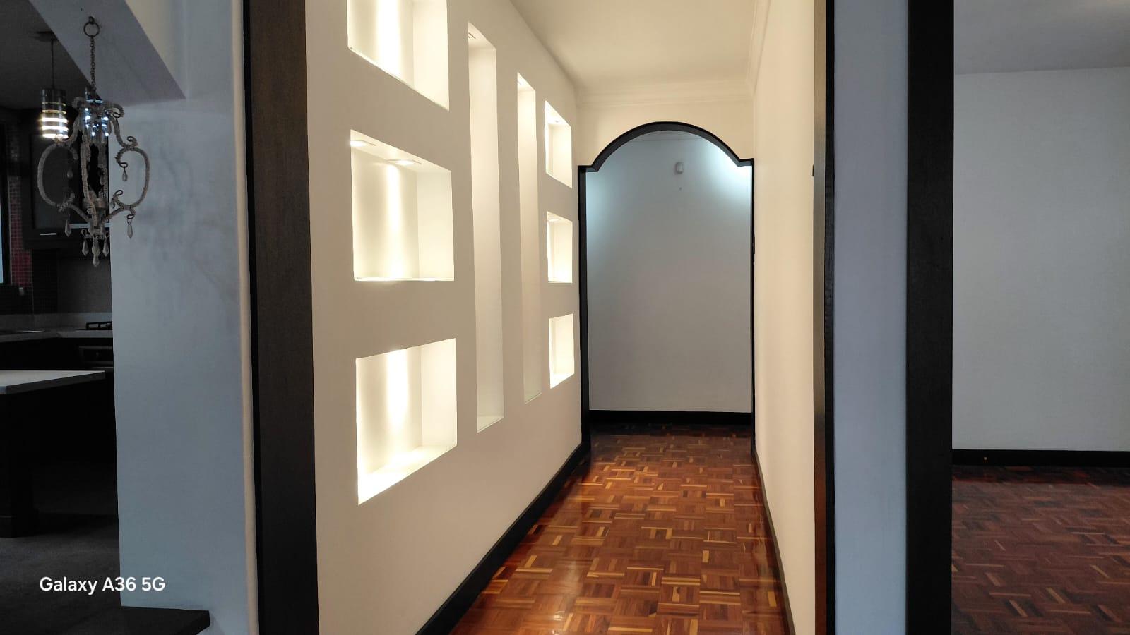 Casa en venta en Pichincha | Quito | Ponceano, N71D VINCENTN71D VINCENT VAN GOGH OE4-41 VAN GOGH OE4-41 al 400, 688 m²