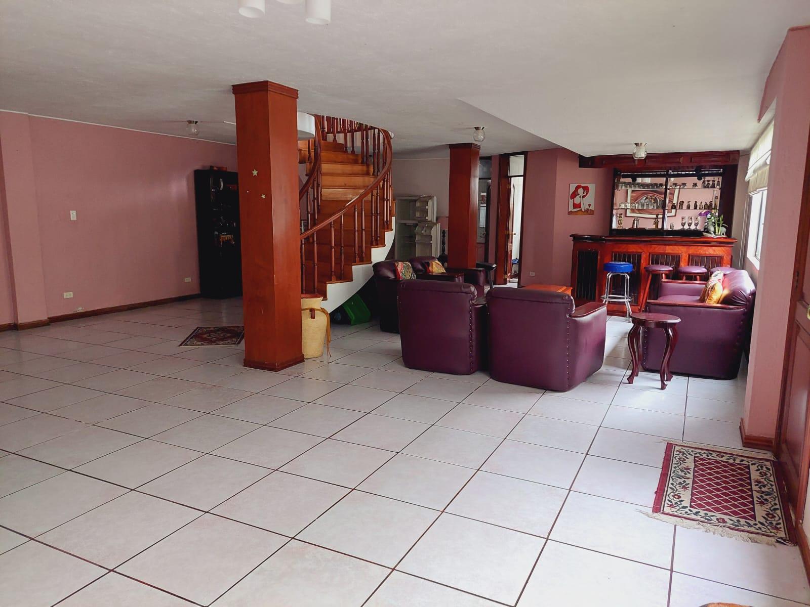 Casa en venta en Pichincha | Quito | Conocoto, Oportunidad casa Independiente sector Conocoto, 435 m²