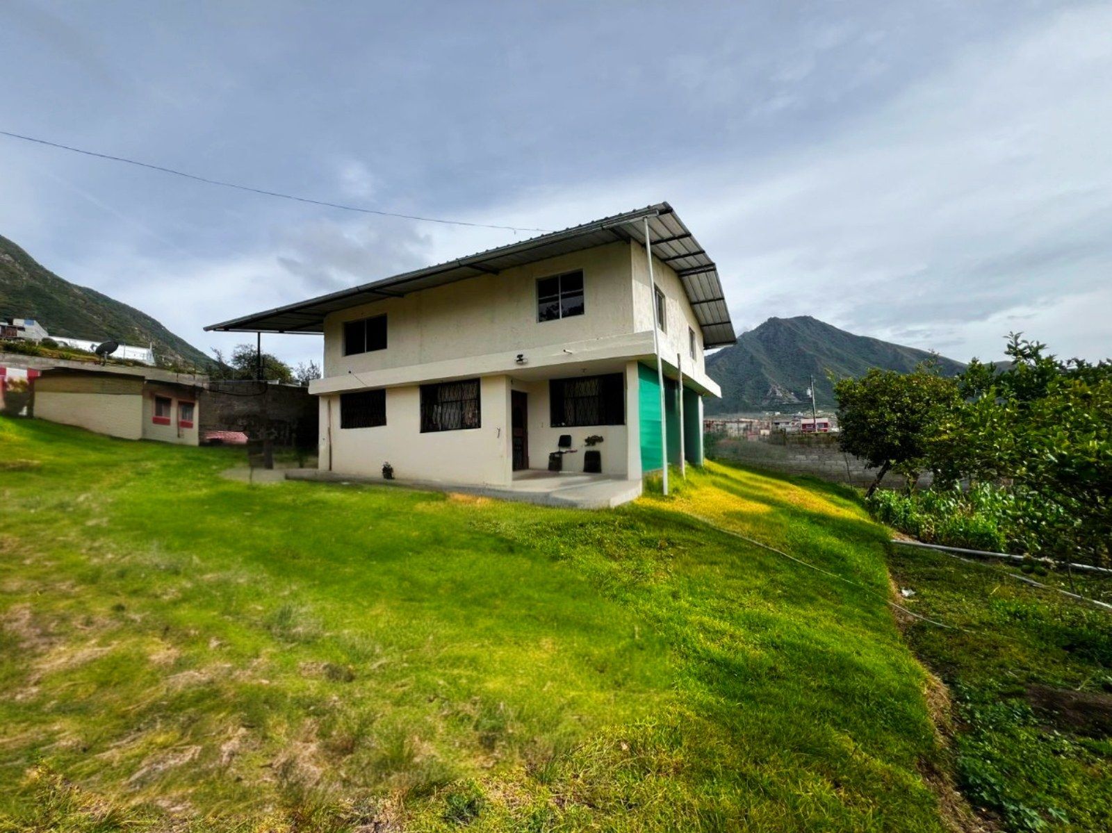 Quinta en venta en Pichincha | Quito | Mitad del Mundo, Caspigasi 52, 285 m²