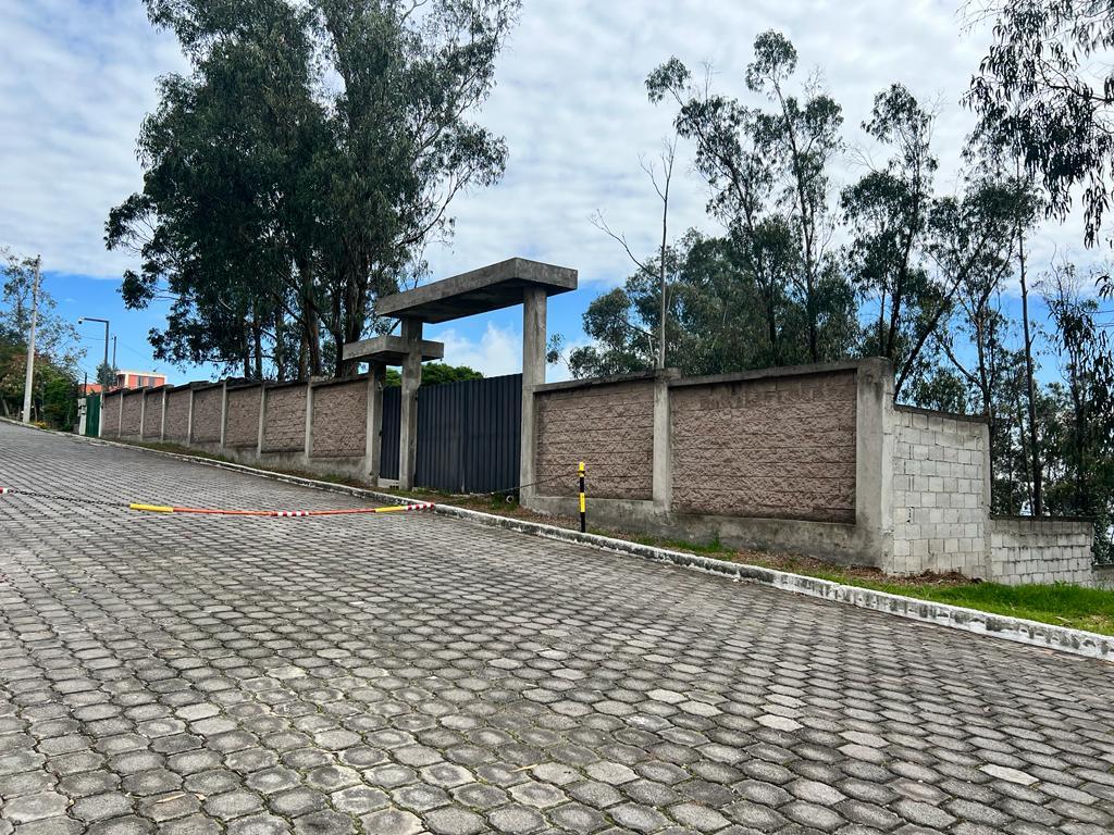 Terreno en venta en Pichincha | Quito | Comité del Pueblo, Calle Capri, Sector Carretas, 170 m²