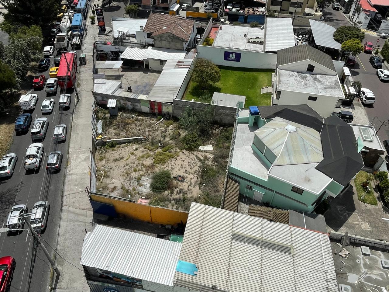 Terreno en venta en Pichincha | Quito | La Kennedy, Av Eloy Alfaro y Cristóbal de Ayala