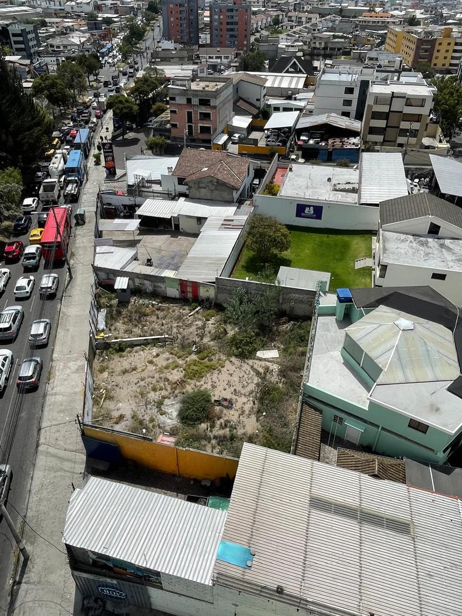 Terreno en venta en Pichincha | Quito | La Kennedy, Av Eloy Alfaro y Cristóbal de Ayala