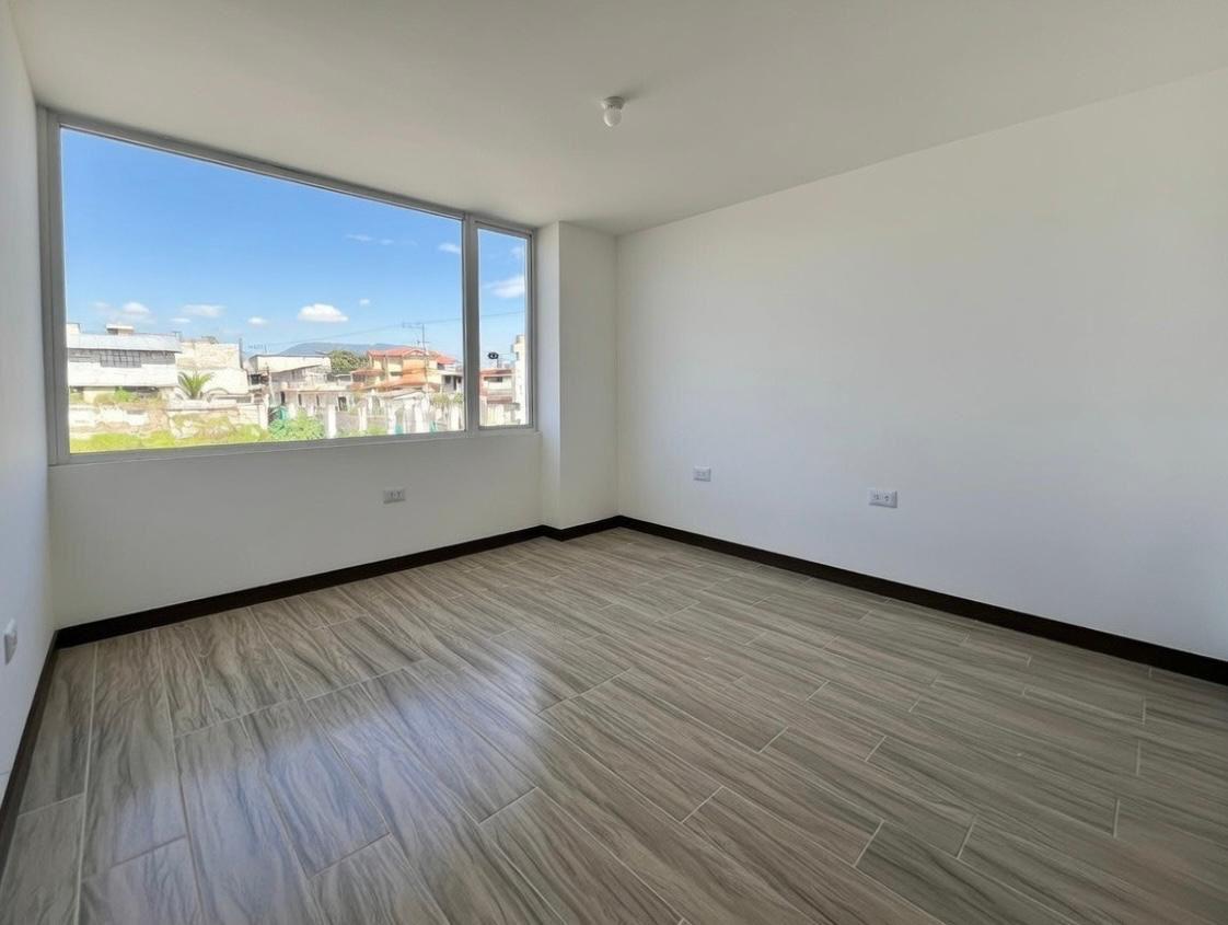 Casa en venta en Pichincha | Quito | Calderón, Llano Grande, 145 m²