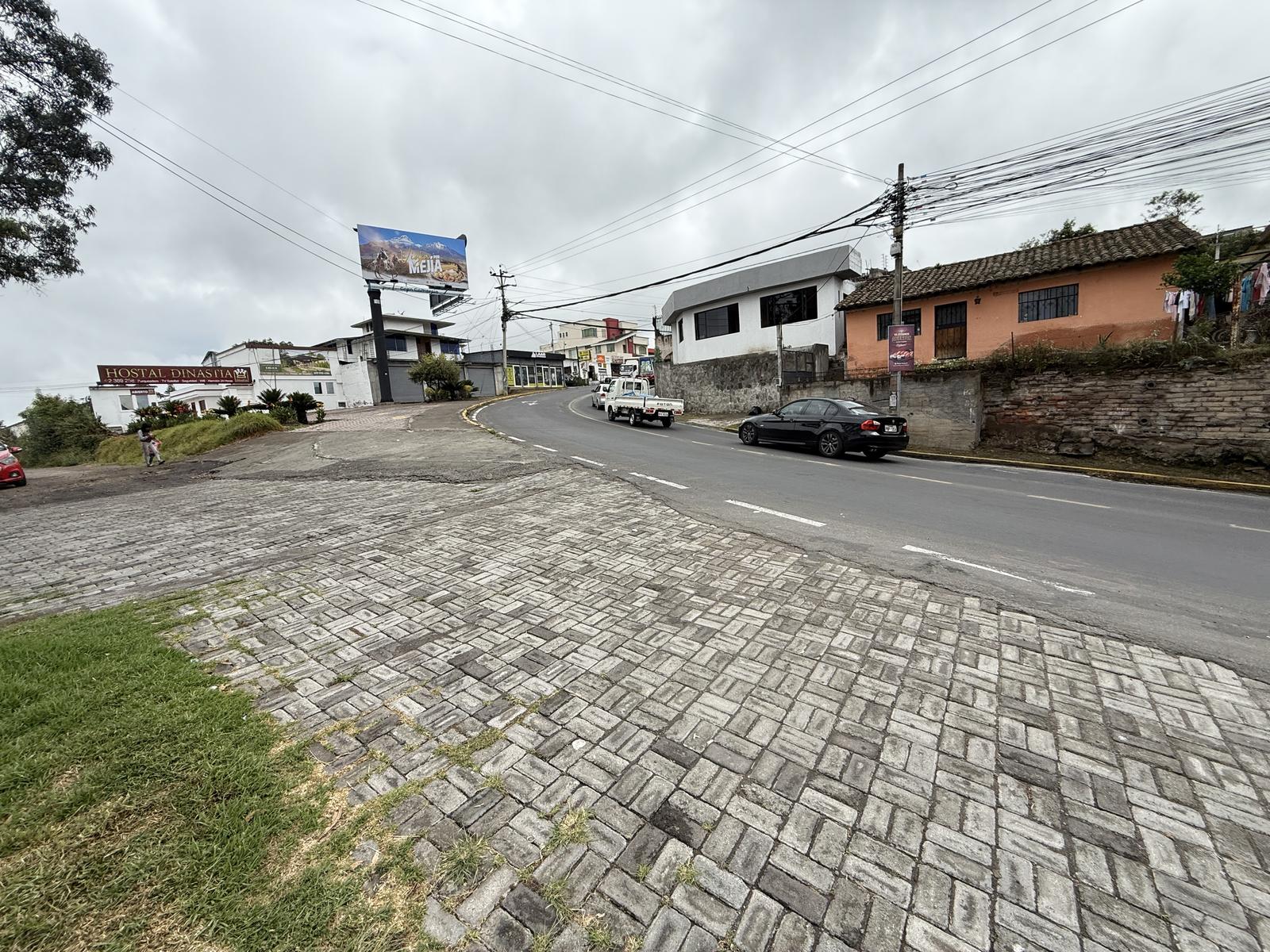 Land for Sale on Main Avenue 2