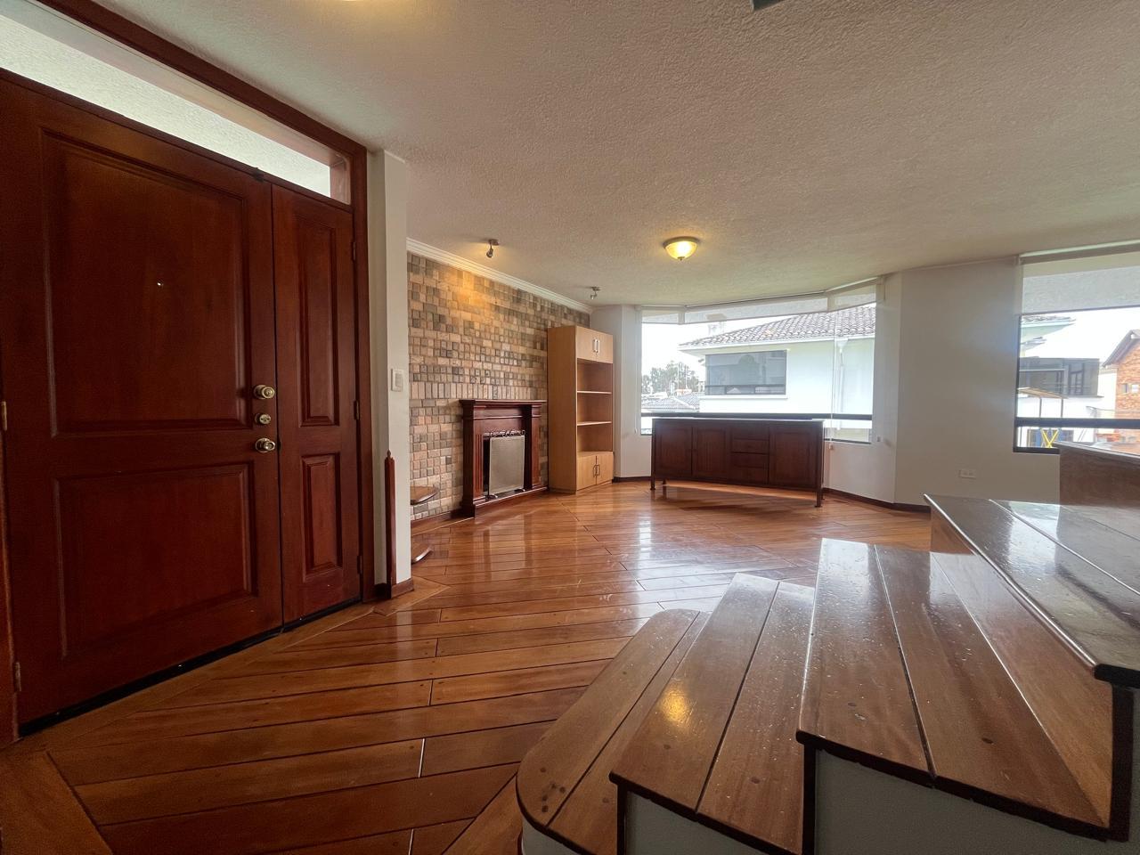 Casa en venta en Pichincha | Quito | Norte de Quito, CASA EN VENTA EN URBANIZACION PRIVADA SECTOR COLEGIO SEK AMAGASI
