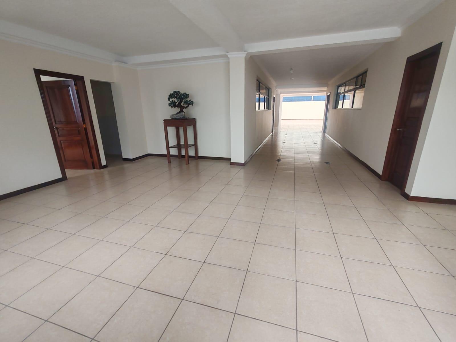 Commercial Building in Ponceano 4