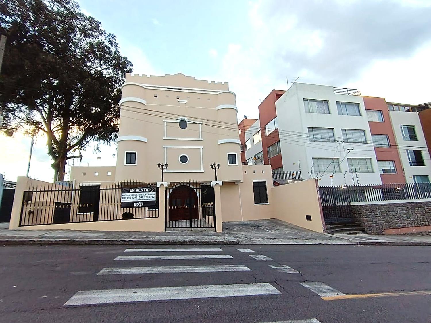Commercial Building in Ponceano