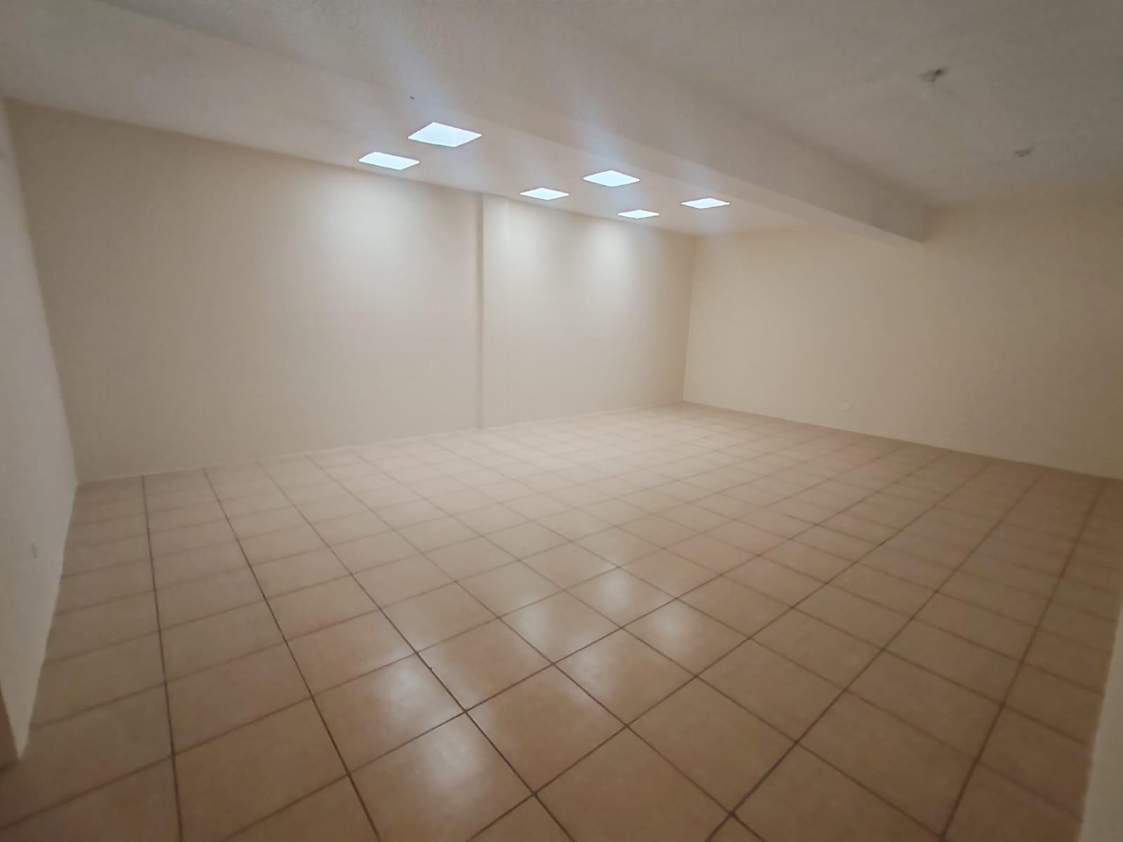 Edificio Comercial en venta en Pichincha | Quito | Ponceano, EDIFICIO COMERCIAL EN VENTA 927 m² - PONCEANO ALTO