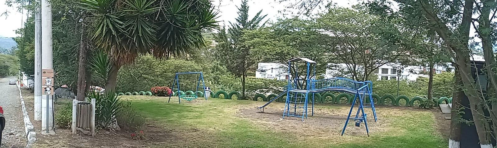 Terreno en venta en Pichincha | Quito | Tumbaco, Urbanización Algarrobos de la Viña, Tumbaco, 925 m²