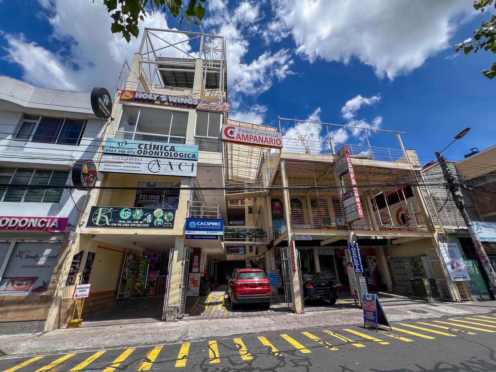 Local en venta en Pichincha | Quito | Sangolqui, Av. Calderón y Gangotena, San Sebastian, Paseo Comercial Campanario, 30 m²