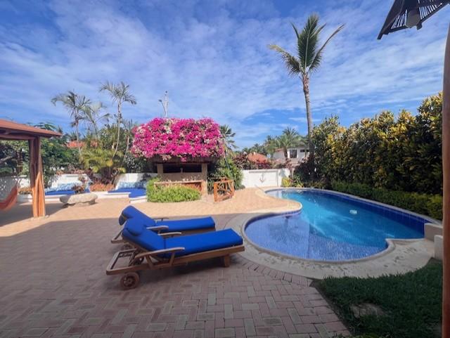 House in North Punta Blanca 4