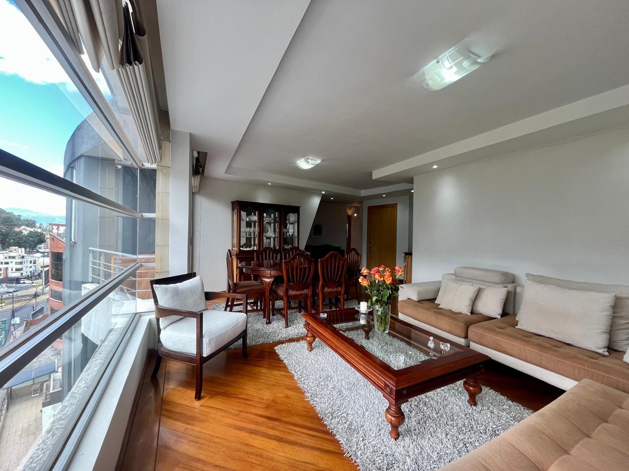 APARTMENT FOR SALE MONTESERRIN SECTOR - UDLA PARK 2