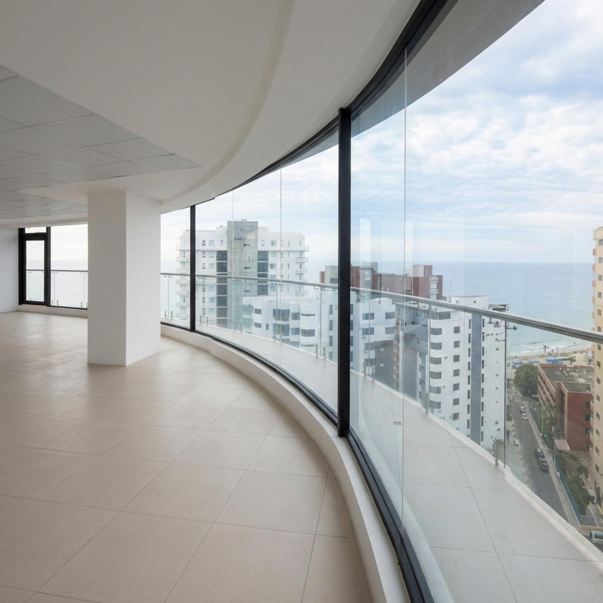 Oficina en venta en Manabí | Manta | Centro de Manta, Oficina en venta en Manta, Av. Malecón y CALLE M2, edificio Manta Business Center, 70 m²