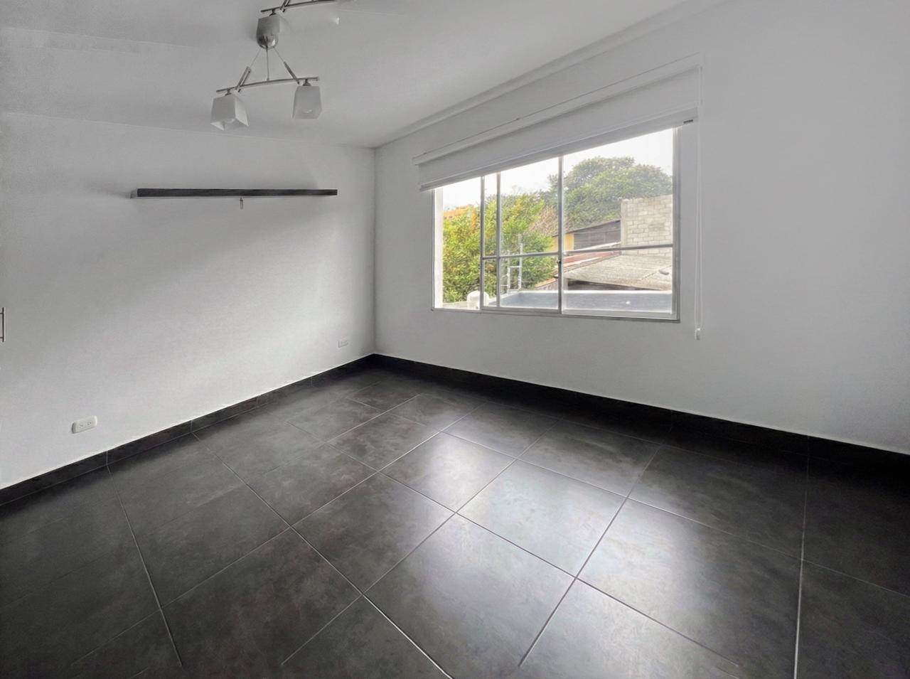 Casa en venta en Pichincha | Quito | Tumbaco, Pasaje E2B, Conjunto Triberg, 272 m²