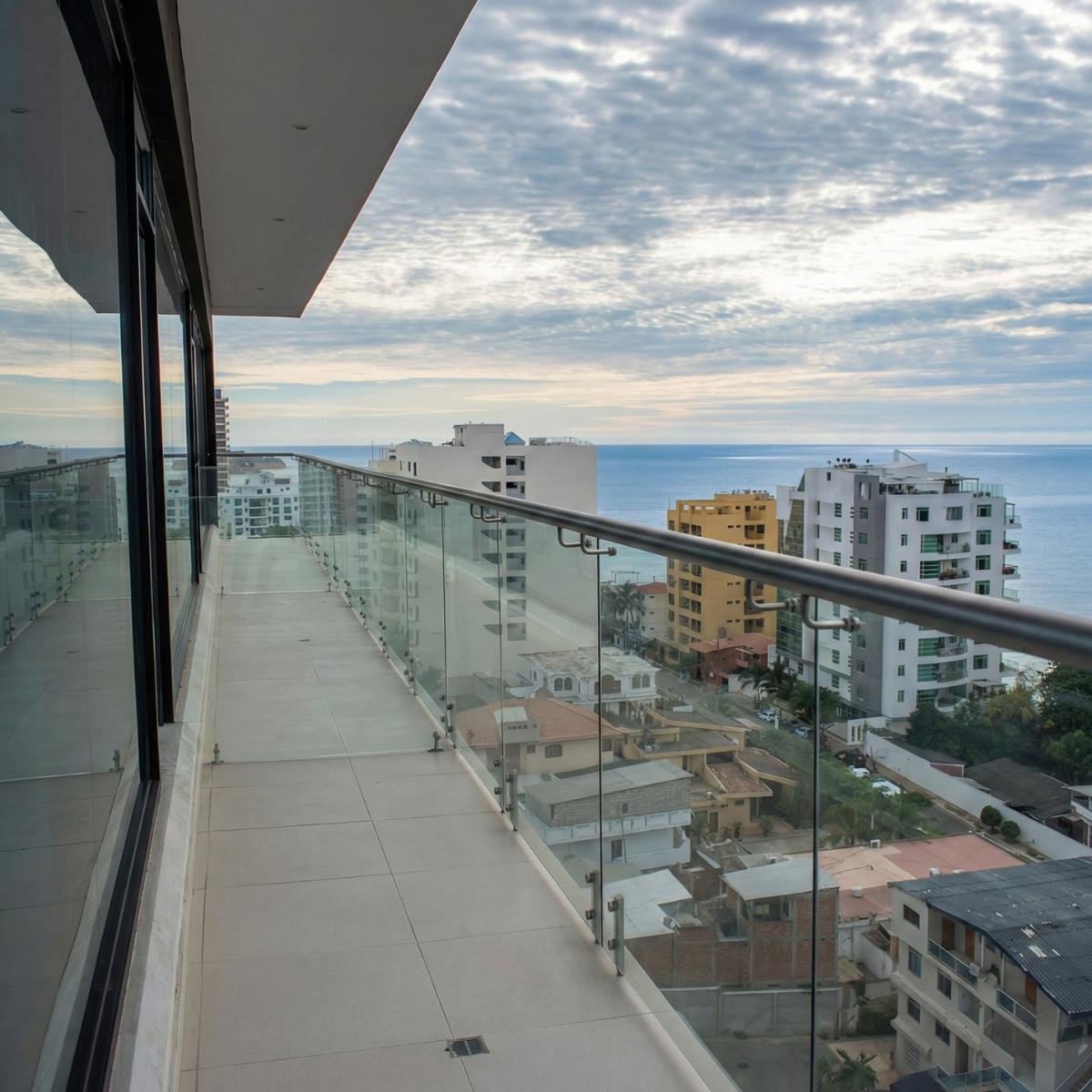 Oficina en venta en Manabí | Manta | Centro de Manta, Oficina en venta en Manta, Av. Malecón y CALLE M2, edificio Manta Business Center, 105 m²