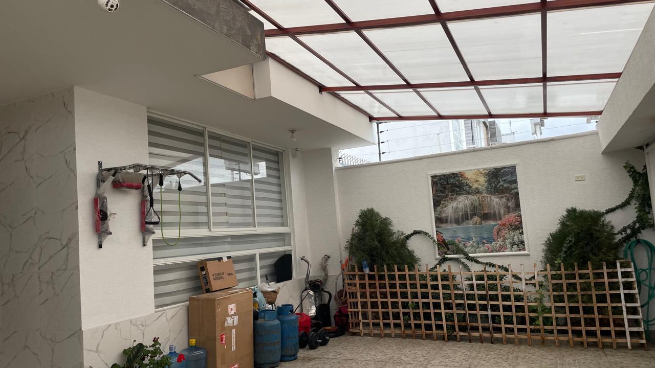 Casa en venta en Ecuador | Imbabura | Ibarra, Ibarra Av. Camilo Ponce y Periferico Sur al 21200, 145 m²