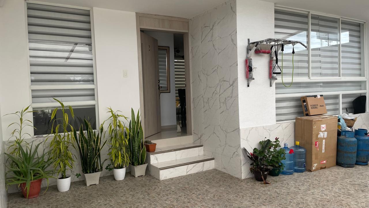 Casa en venta en Ecuador | Imbabura | Ibarra, Ibarra Av. Camilo Ponce y Periferico Sur al 21200, 145 m²