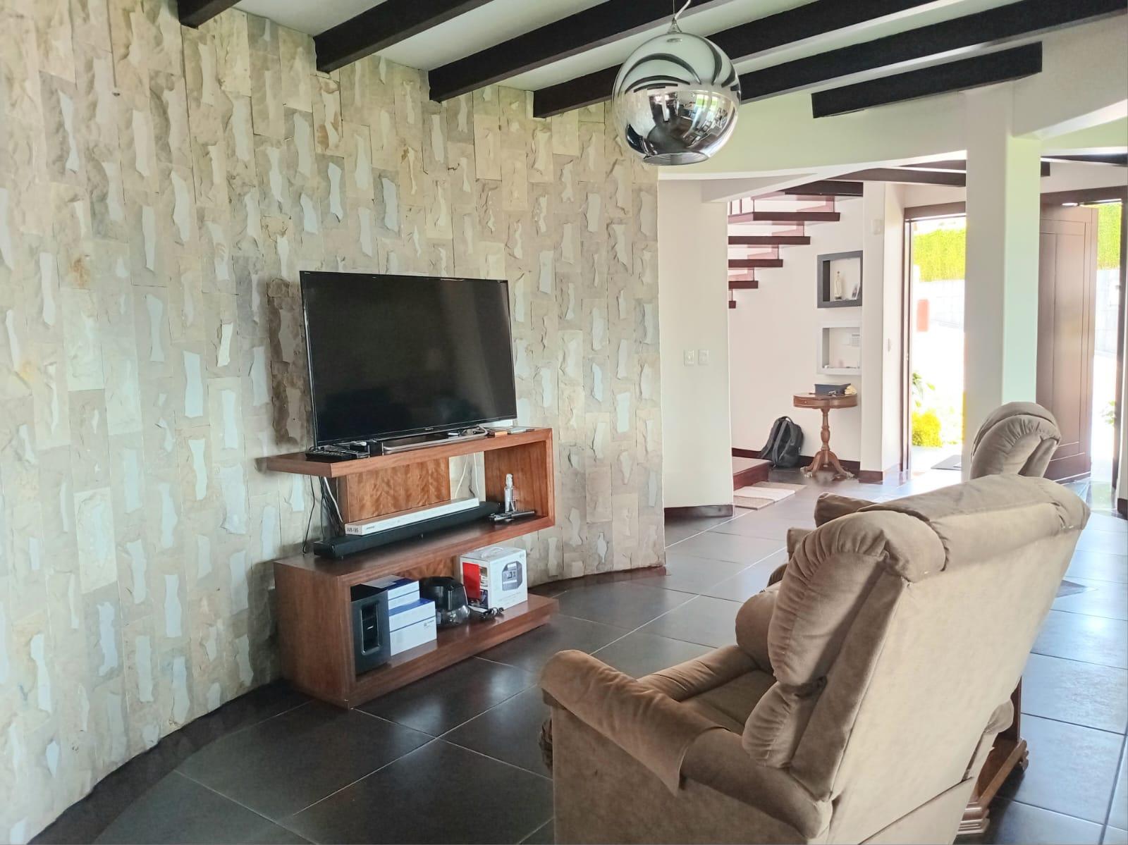 Casa en venta en Pichincha | Quito | Nayón - Tanda, Nayón - calle Manuela Sáenz