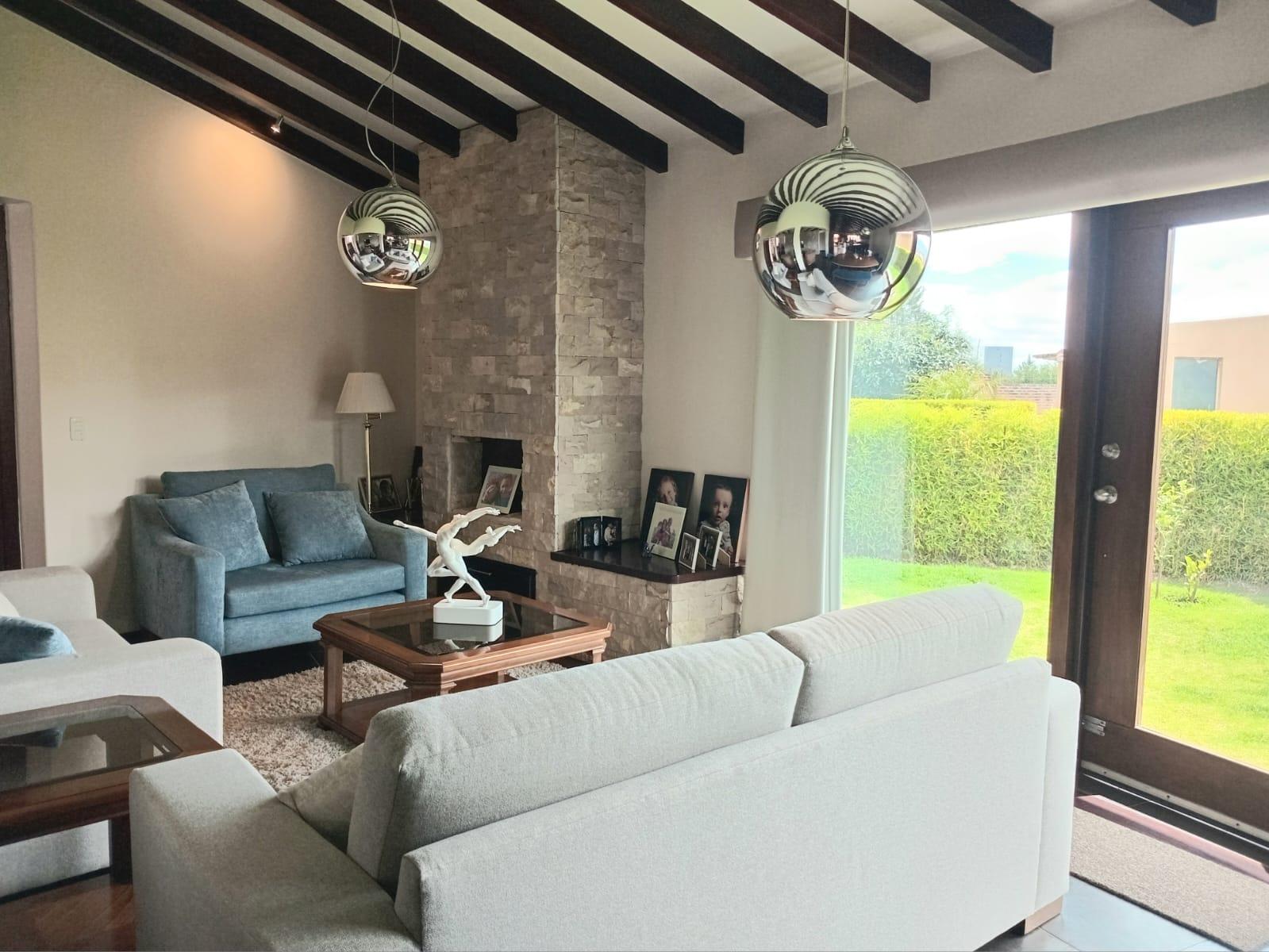 Casa en venta en Pichincha | Quito | Nayón - Tanda, Nayón - calle Manuela Sáenz