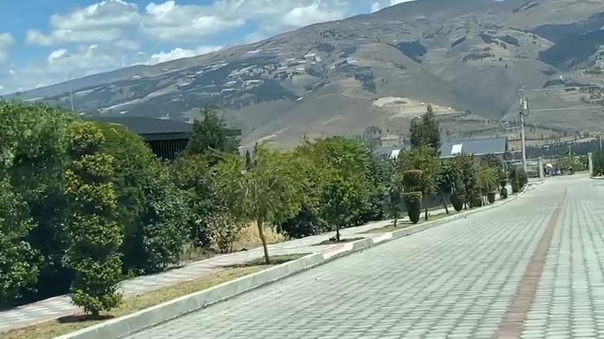 Land for Sale in Tabacundo 850 m2 Flat Ready to Build 5