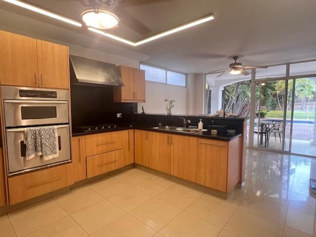 Spectacular House for Rent in Exclusive Gated Community 5