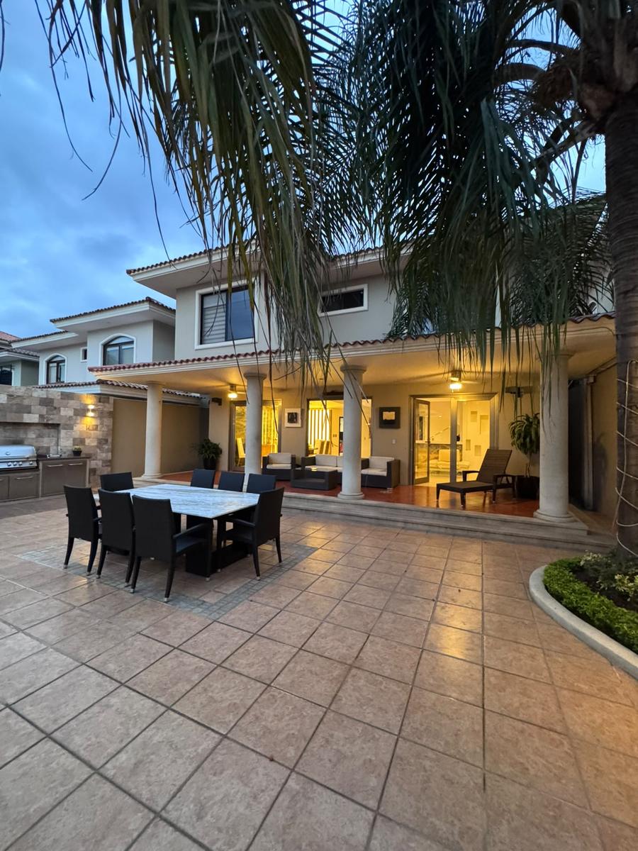 Casa en alquiler en Guayas | Guayaquil | Vía a la Costa, URBANIZACION Laguna Club 21