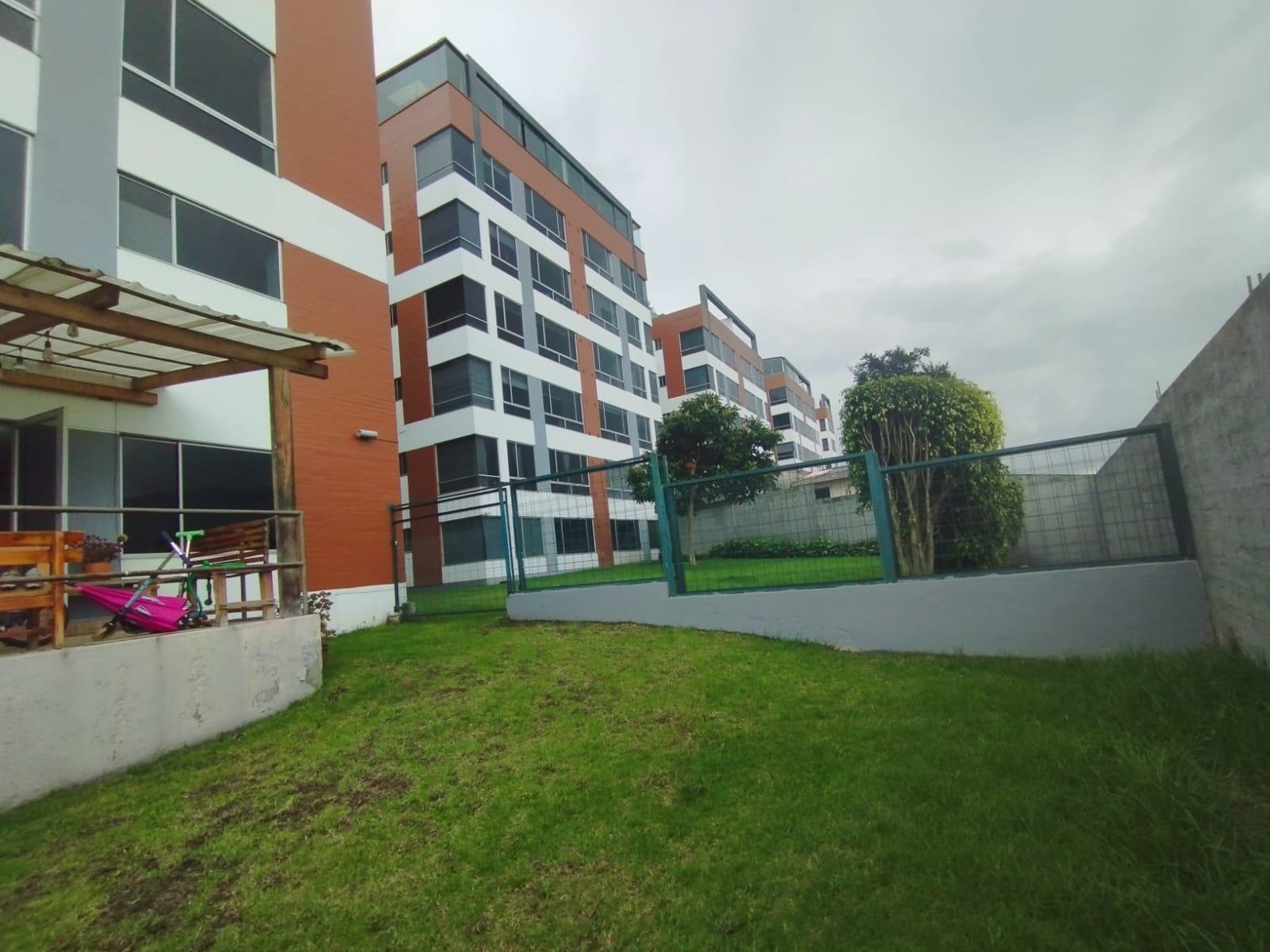 Departamento en venta en Pichincha | Quito | Monteserrín, Monteserrin,190m²con Jardín Privado,Parqueadero Platinum Plaza", 189 m²