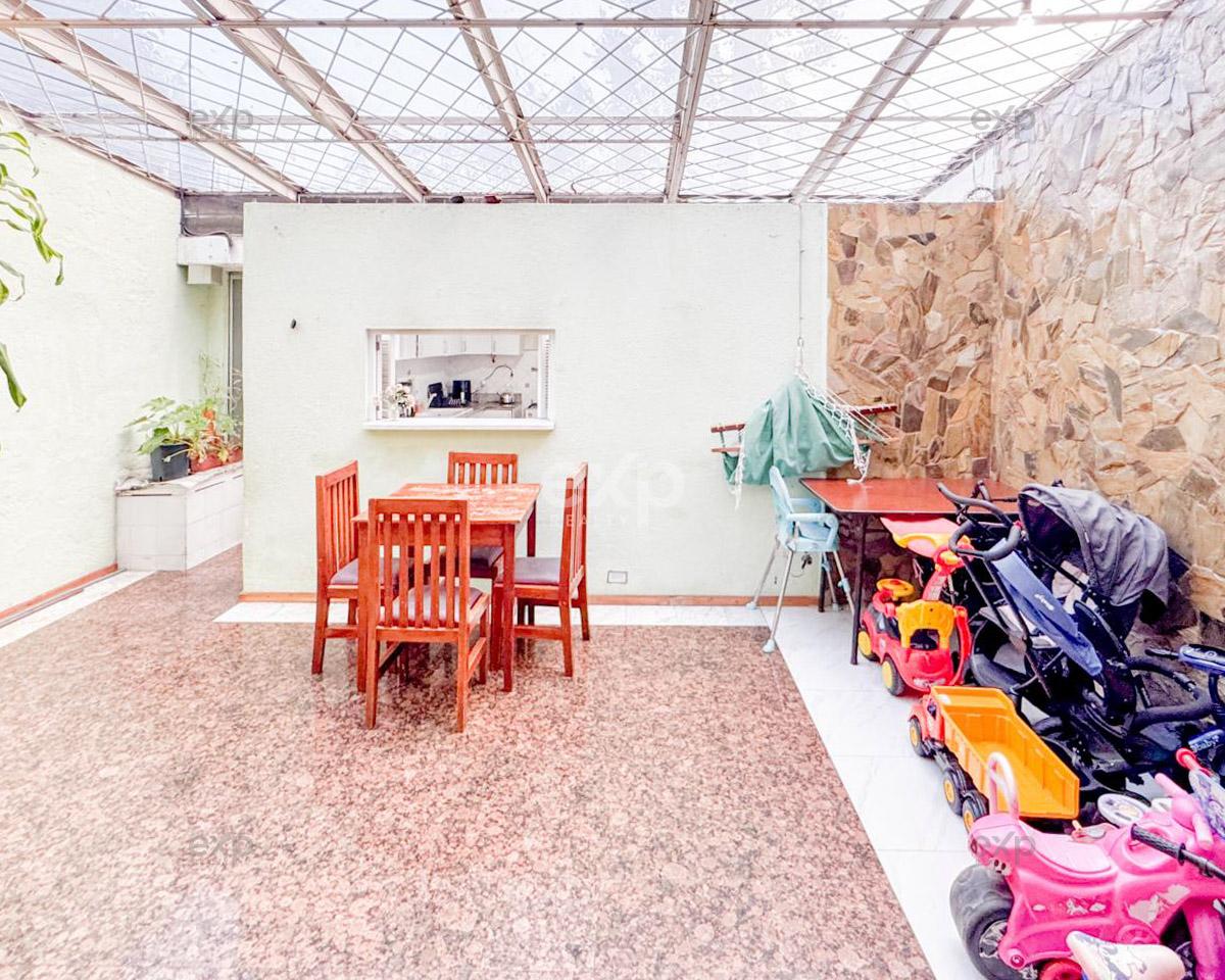 Casa en venta en Pichincha | Quito | La Kennedy, Benjamin Wandenberg y Batodano, 260 m²