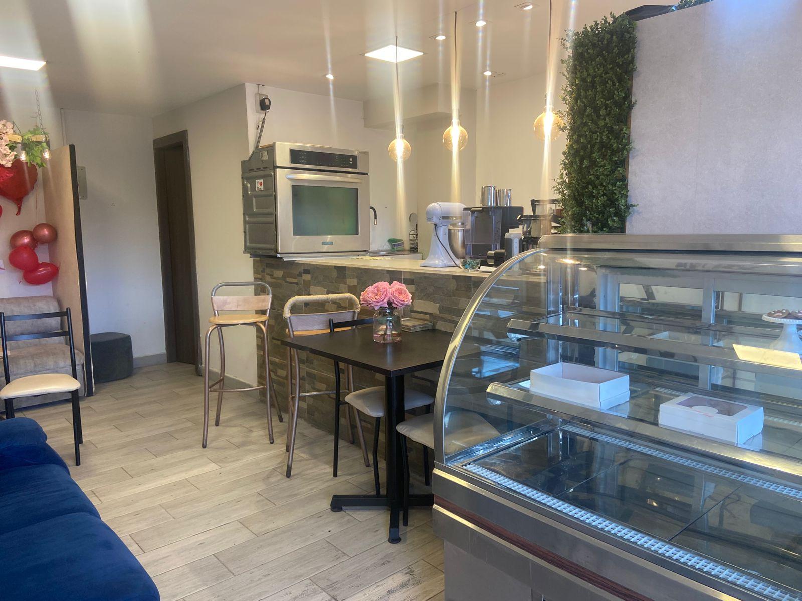 Local en venta en Pichincha | Quito | La Kennedy, LOCAL COMERCIAL EN VENTA LA LUZ KENNEDY 49, 27 m²