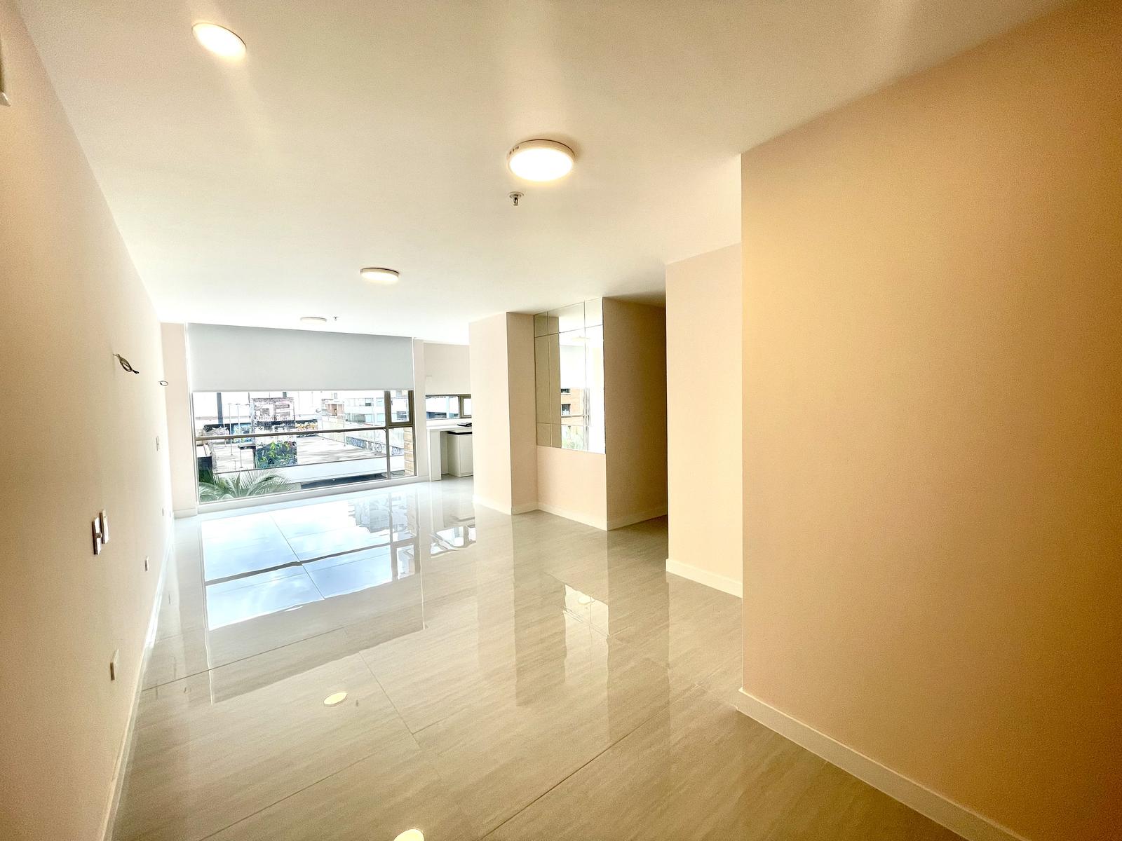 Departamento en venta en Pichincha | Quito | La Carolina, Av. República del Salvador, 96 m²