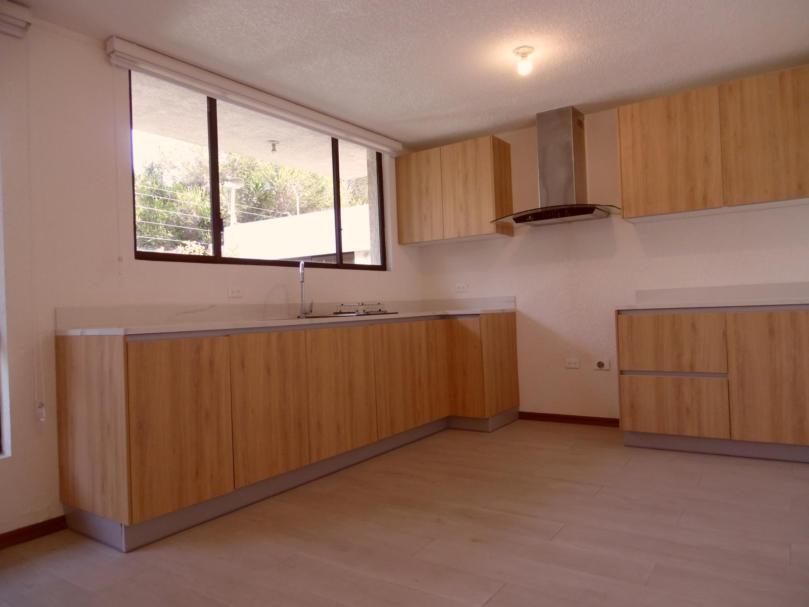 Brand New Apartment for Sale in Cotocollao Gral. Guerrero 4