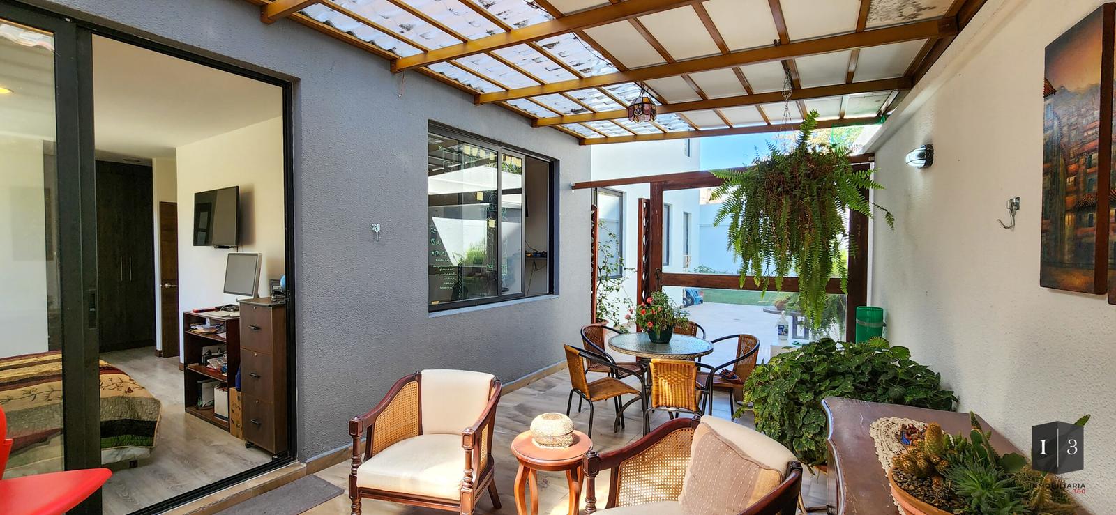 Departamento en venta en Pichincha | Quito | Tumbaco, Departamento con terraza en Tumbaco, 169 m²
