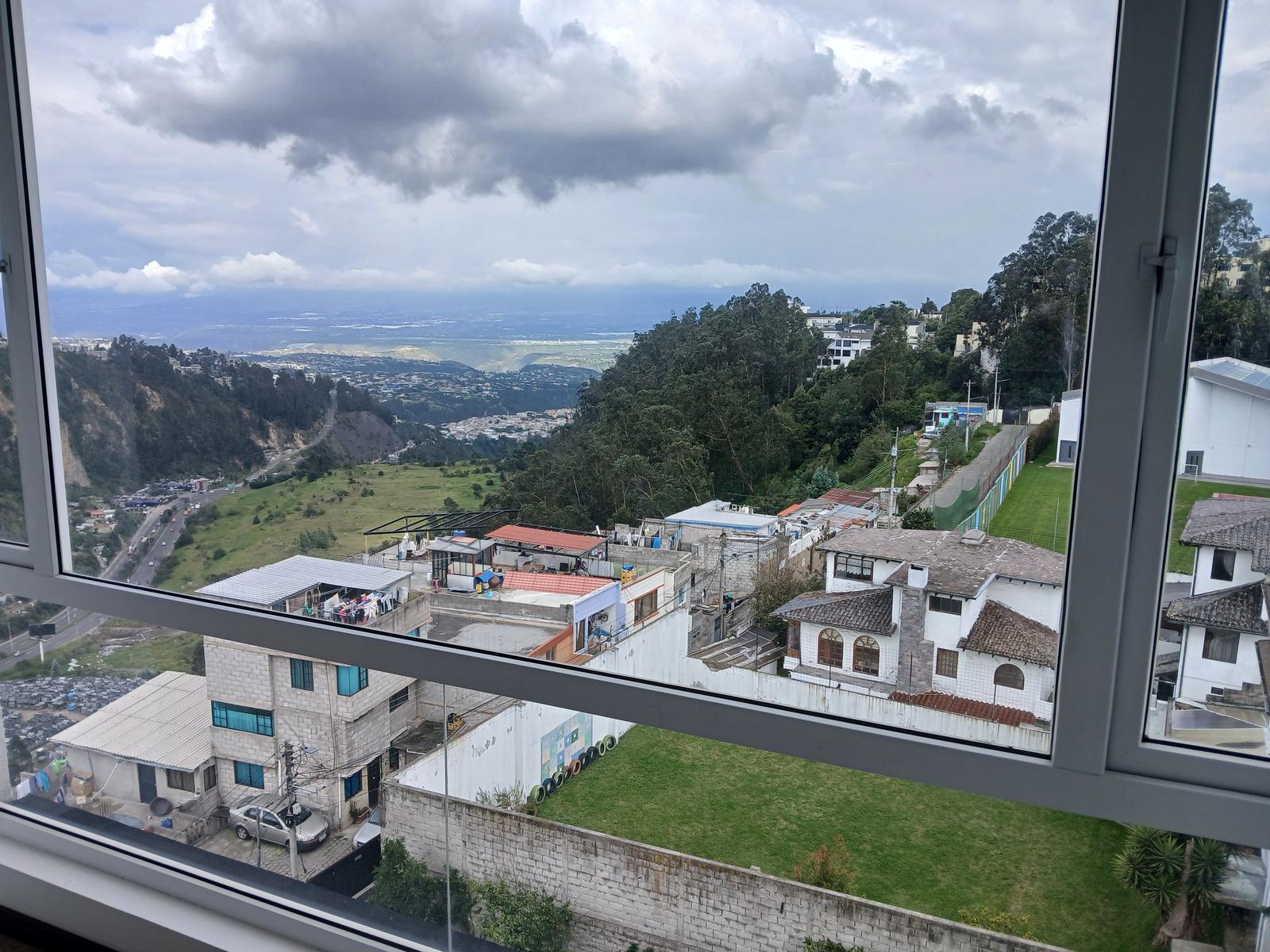 Departamento en venta en Pichincha | Quito | Monteserrín, MONTESERRIN - CALLE DE LAS AMAPOLAS - SECTOR LICEO INTERNACIONAL, 68 m²