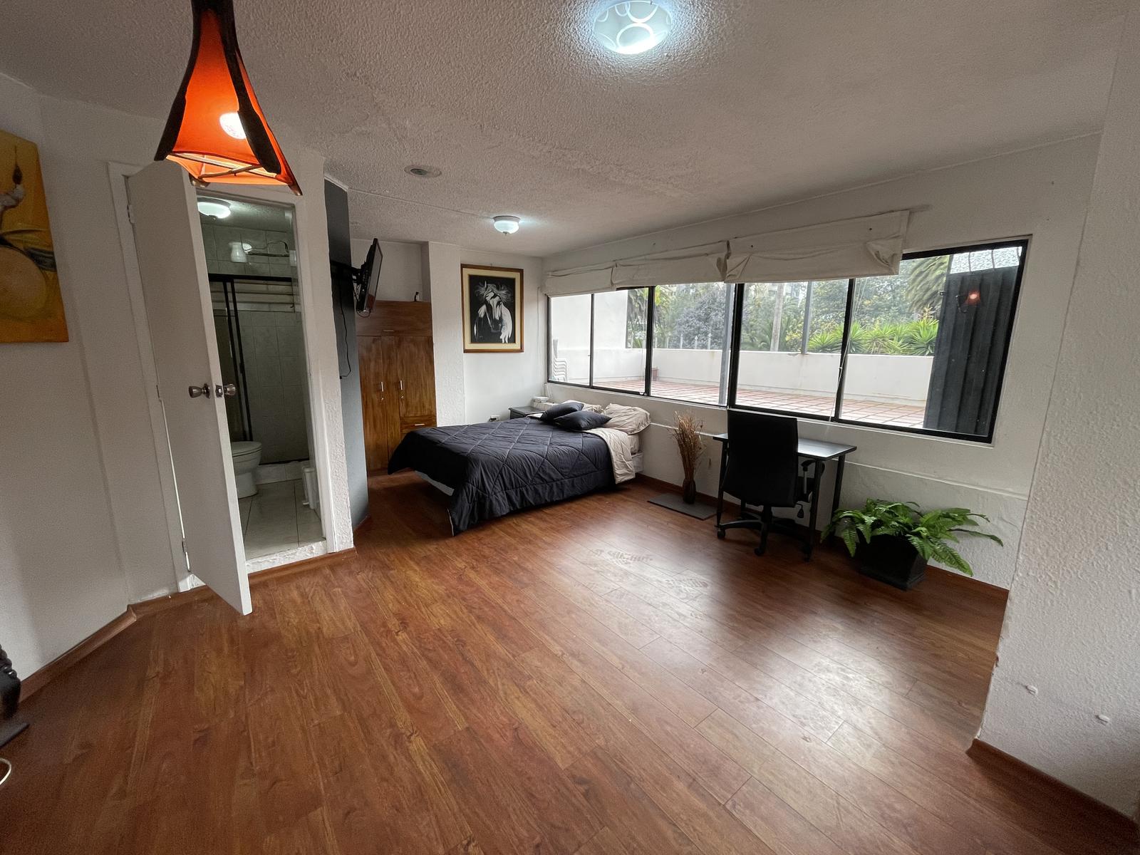 Departamento en alquiler en Pichincha | Quito | La Carolina, Av. Diego de Almagro y Bulgaria (esquina), 70 m²