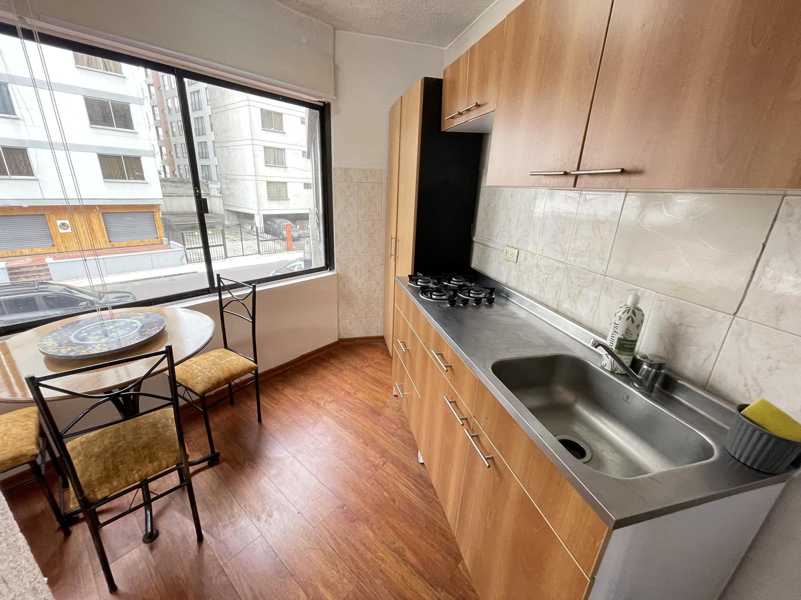 Departamento en alquiler en Pichincha | Quito | La Carolina, Av. Diego de Almagro y Bulgaria (esquina), 70 m²