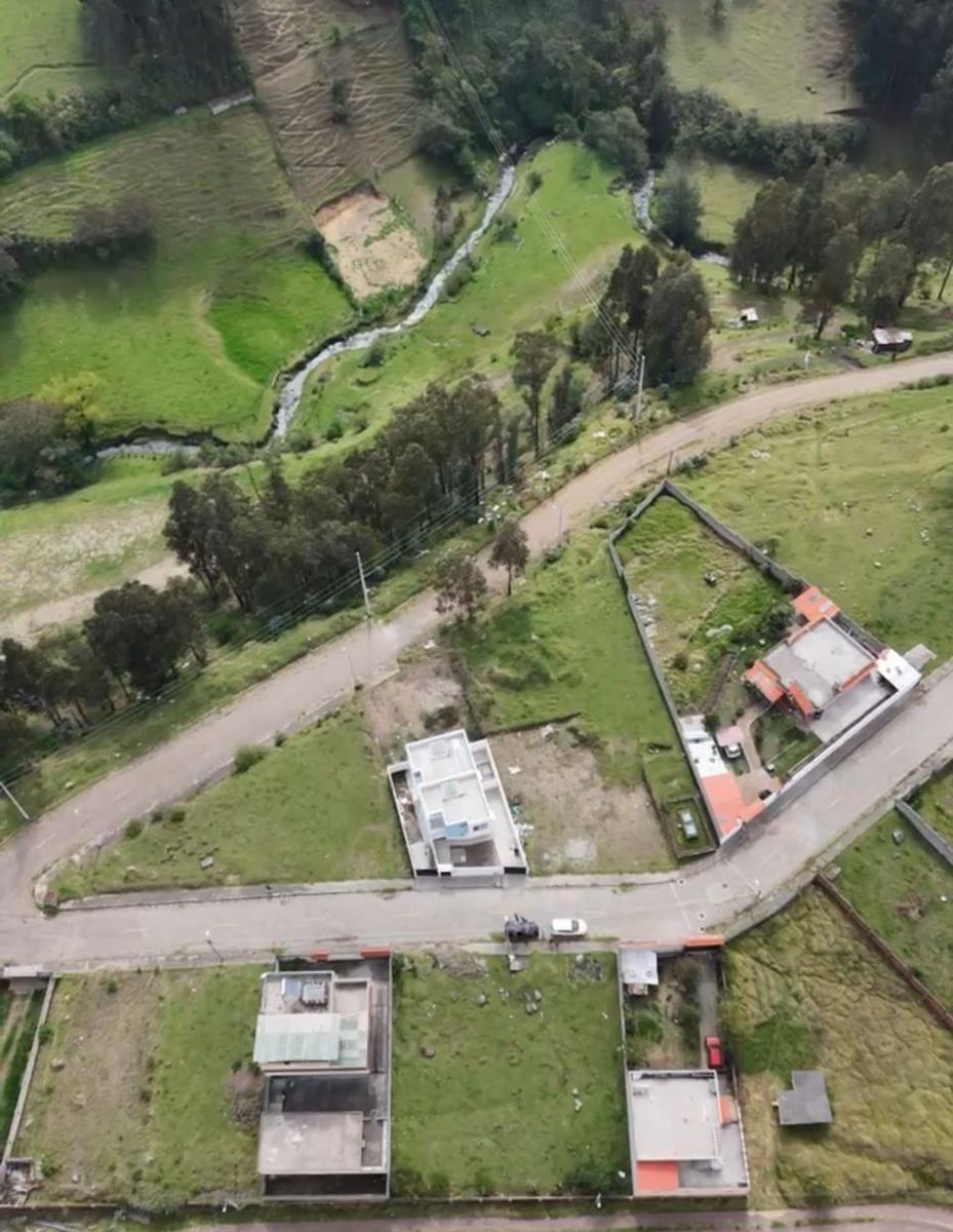 Selling opportunity land 341 m2 Valle de los Chillos 5