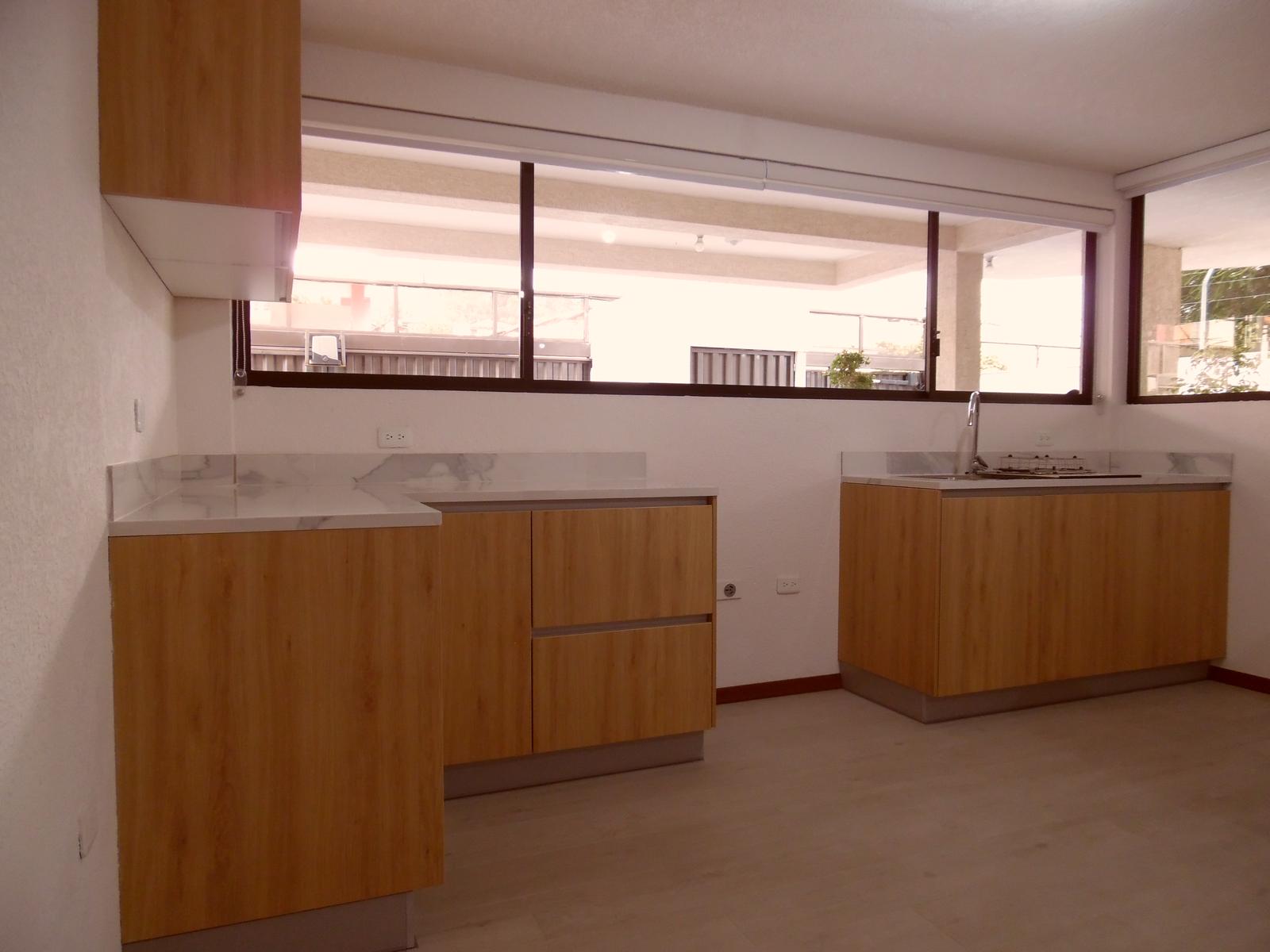 Apartment for Sale in Cotocollao Sector 1 Bedroom 4