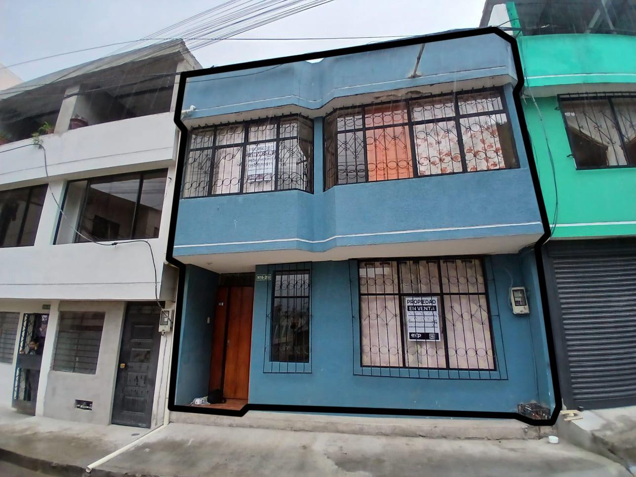 Sale of Independent House Facing Park – Carapungo