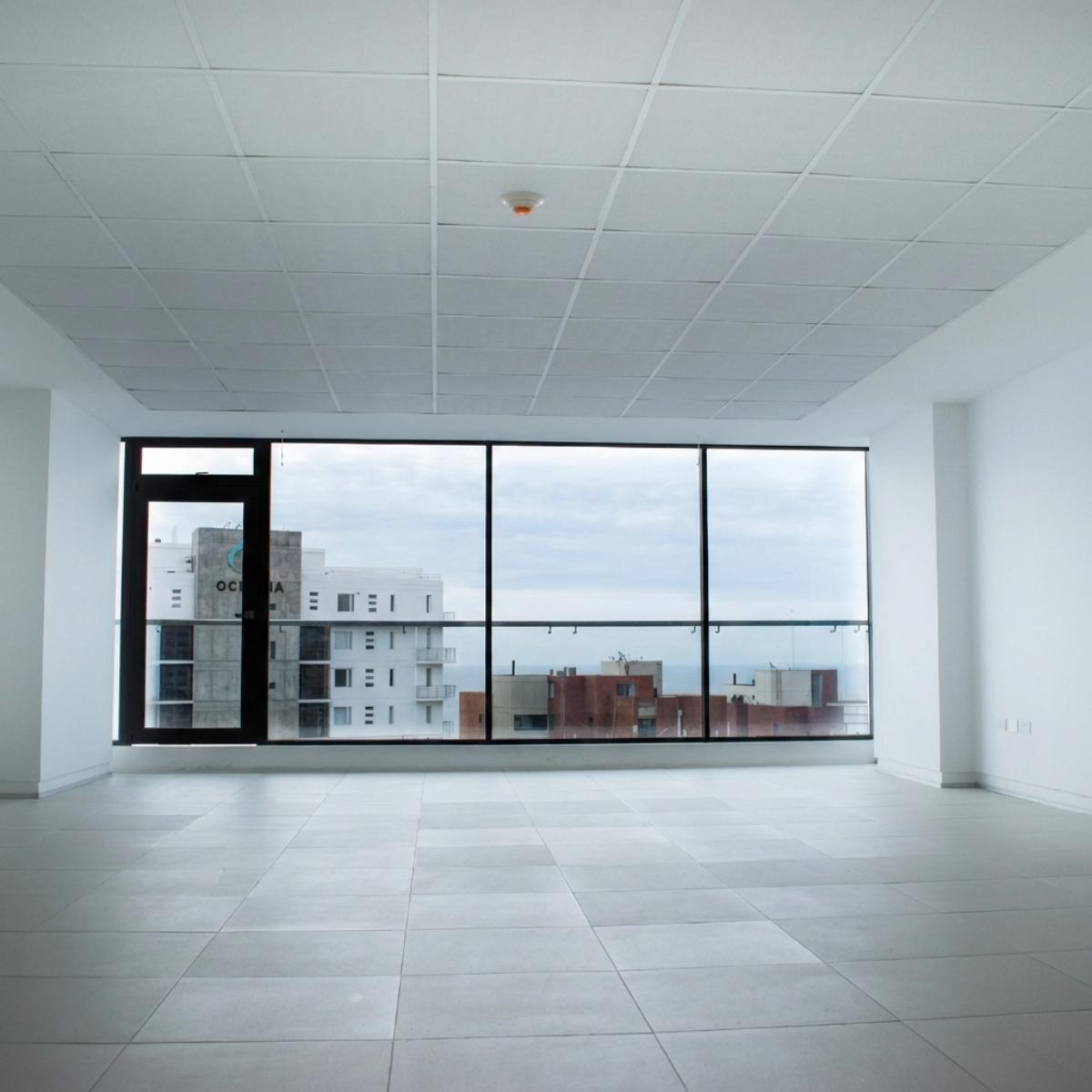 Office in Downtown Manta 2
